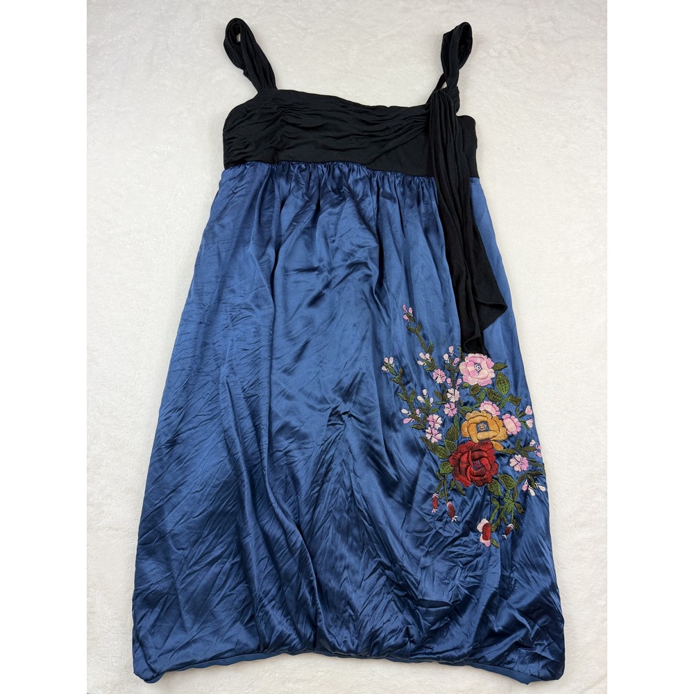BCBGMAXAZRIA Blue Black Floral Embroidered Bubble Hem Cocktail Dress Size 10